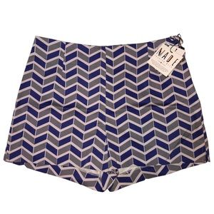 Macy’s MADE by Impulse Women’s 8 /Med High Waisted Chevron Dress Shorts NWT